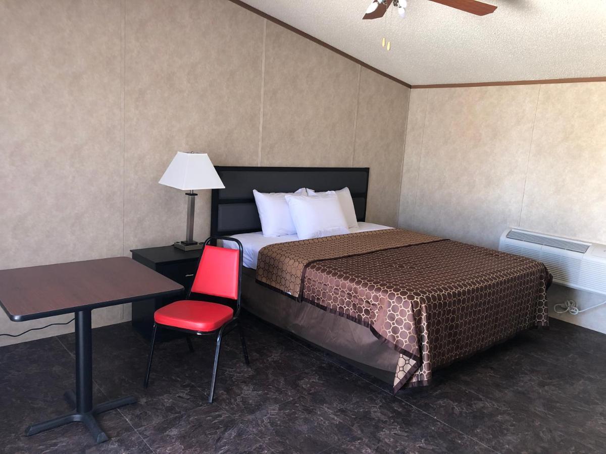 Monahans Country Inn Εξωτερικό φωτογραφία